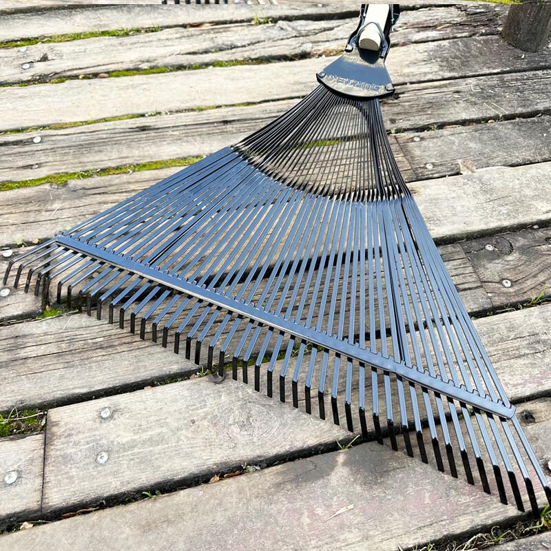 Lu Rui Ying Garden Grass & Leaf Rake