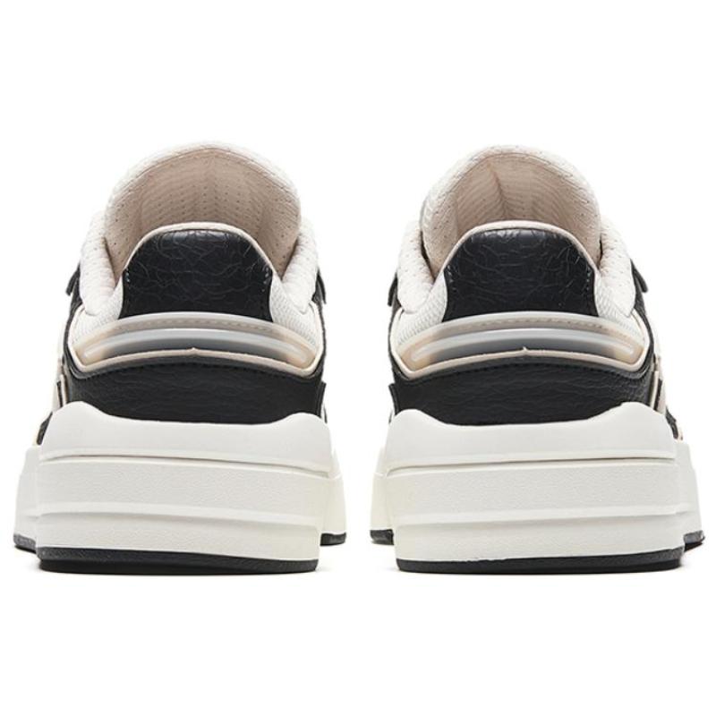 Anta Street Lite Скользкие, износостойкие, легкие низкие кеды для скейтбординга Женские Черно-бело-серые Кроссовки 122338071-2