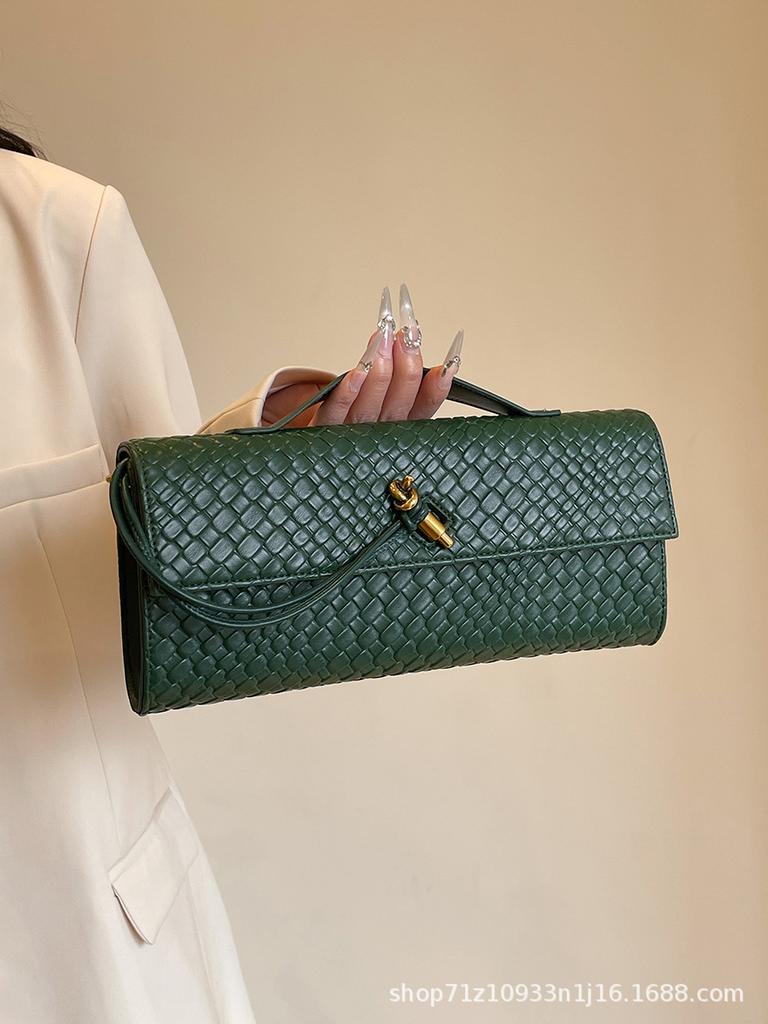 Trendy New Woven Baguette Messenger Bag Texture Retro Portable Women's Bag Simple Light Luxury Shoulder Bag