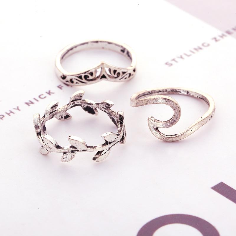 Retro V-Shaped Leaves and Flowers Ring Set - 10 Pieces, European & American Style