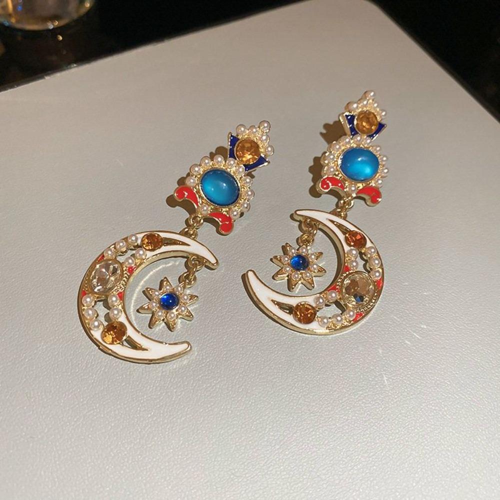Ear Jewelry Vintage Earrings Women Light Luxury Moon Stud Earrings Star Pendant Earrings Gift