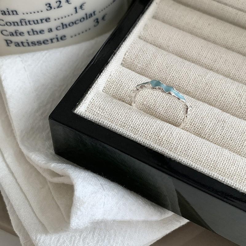 Sterling Chic 925 Silver Ring With Sparkly Zirconia Stones For Unique Womens Accessories