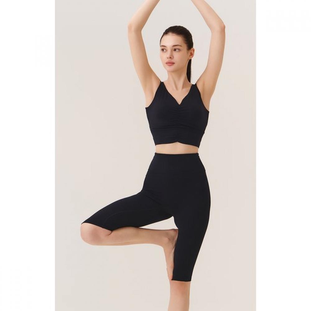 Huit Ticha Capri Leggings With Back Pocket Htwle5k01t