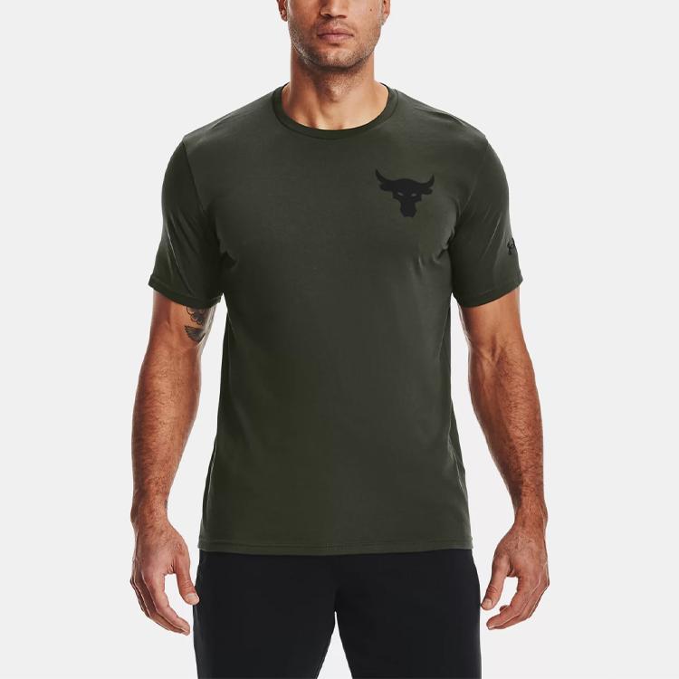 Under Armour Свободная спортивная футболка с графическим принтом для мужчин, цвет зеленый 1363558-310