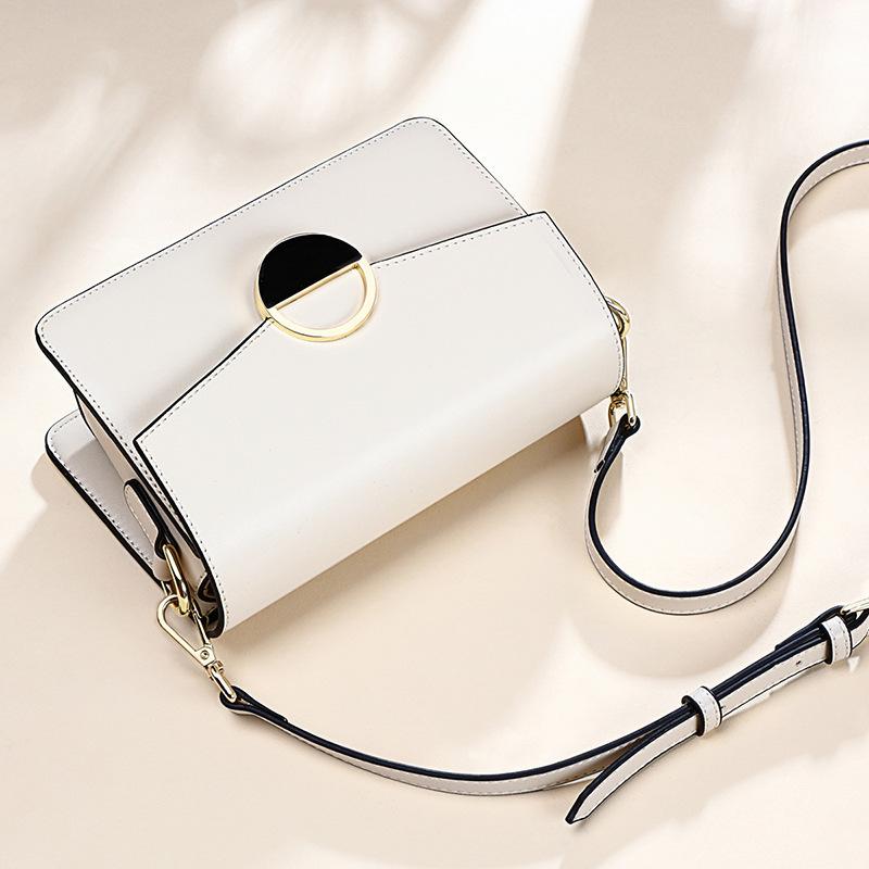 Новая осенне-зимняя сумка через плечо из натуральной кожи для женщин, универсальная маленькая квадратная сумка, популярная фактурная сумка через плечо