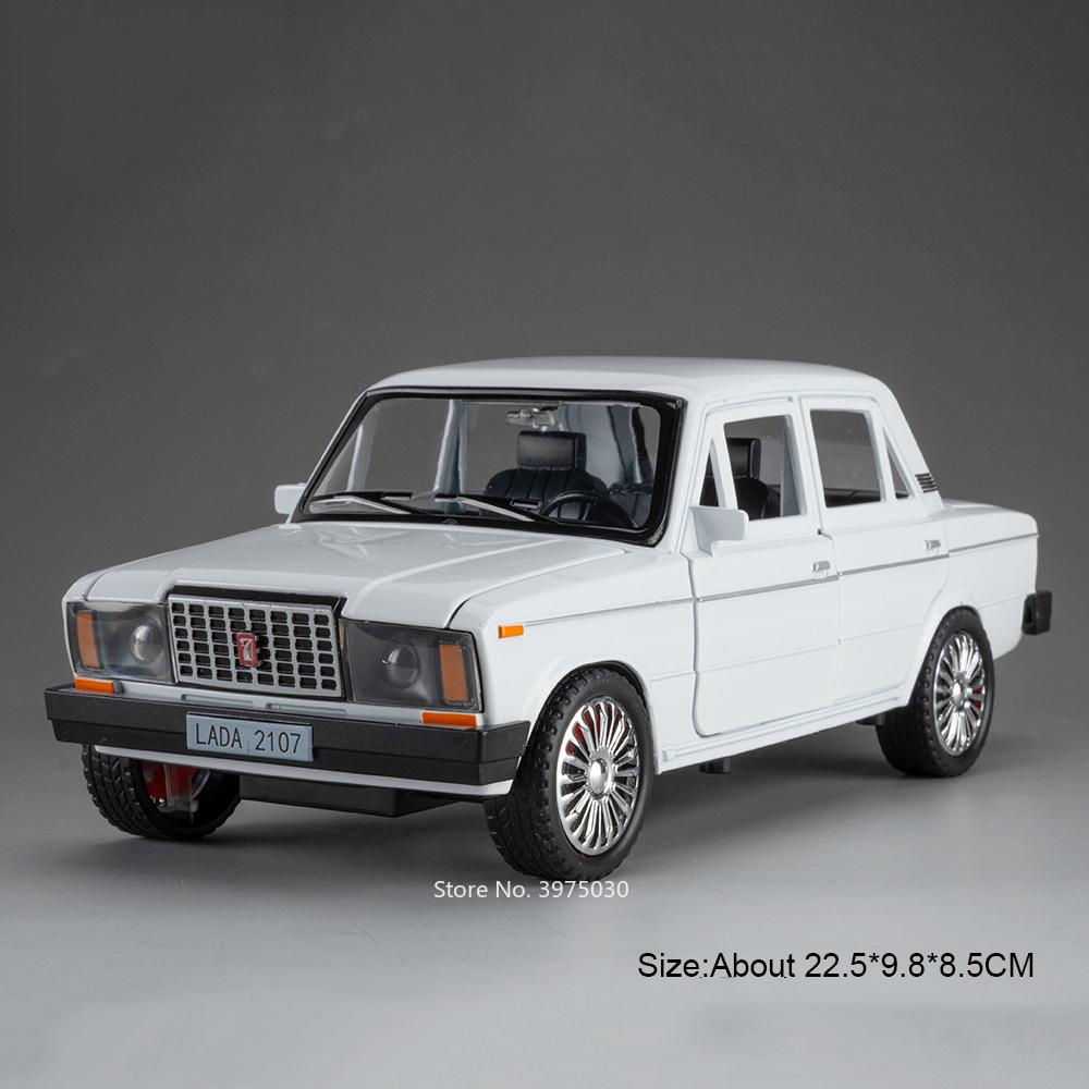 1:18 Российских LADA 2107 Niva Такси Модели Машинок Сплав Игрушки 6 Дверей Открываются Оттянуть Свет Звук Миниатюрный Транспорт Мальчики Идеальные Подарки