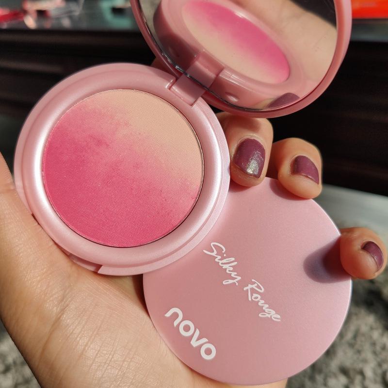 NOVO Палетка румян с двойным цветом и градиентом Sweet Pink для студентов: Улучшает цвет лица, Естественный контур, Матовое и сияющее покрытие.