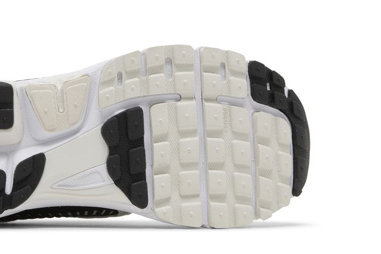 Nike Zoom Vomero 5 Белый Черный