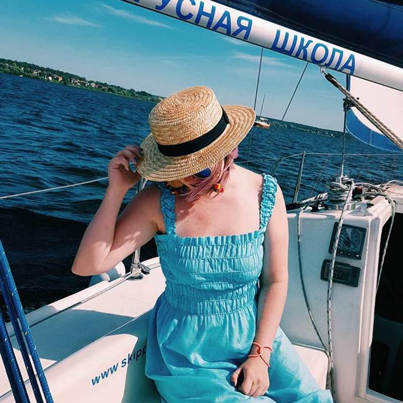 Women Straw Hat Bowknot Ribbon Flat Top Cap Summer Beach Sun Hat Ladies Kids Girls Wide Brim Boater