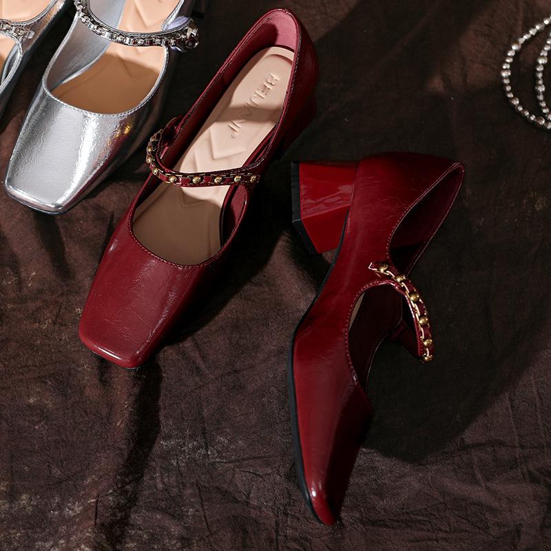 Овчина толстый каблук Мэри Джейн маленькие кожаные туфли женские квадратный носок ретро одинарные туфли мягкая кожа цепочка серебро универсальные