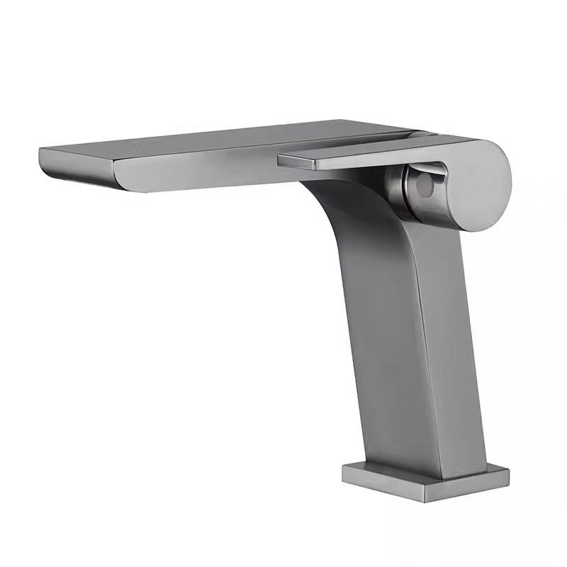 Пистолетный серый/Матовое золото Смеситель для раковины-водопада для ванной комнаты Латунный Смеситель для горячей и холодной воды Смеситель для умывальника Однорычажный Смеситель для раковины