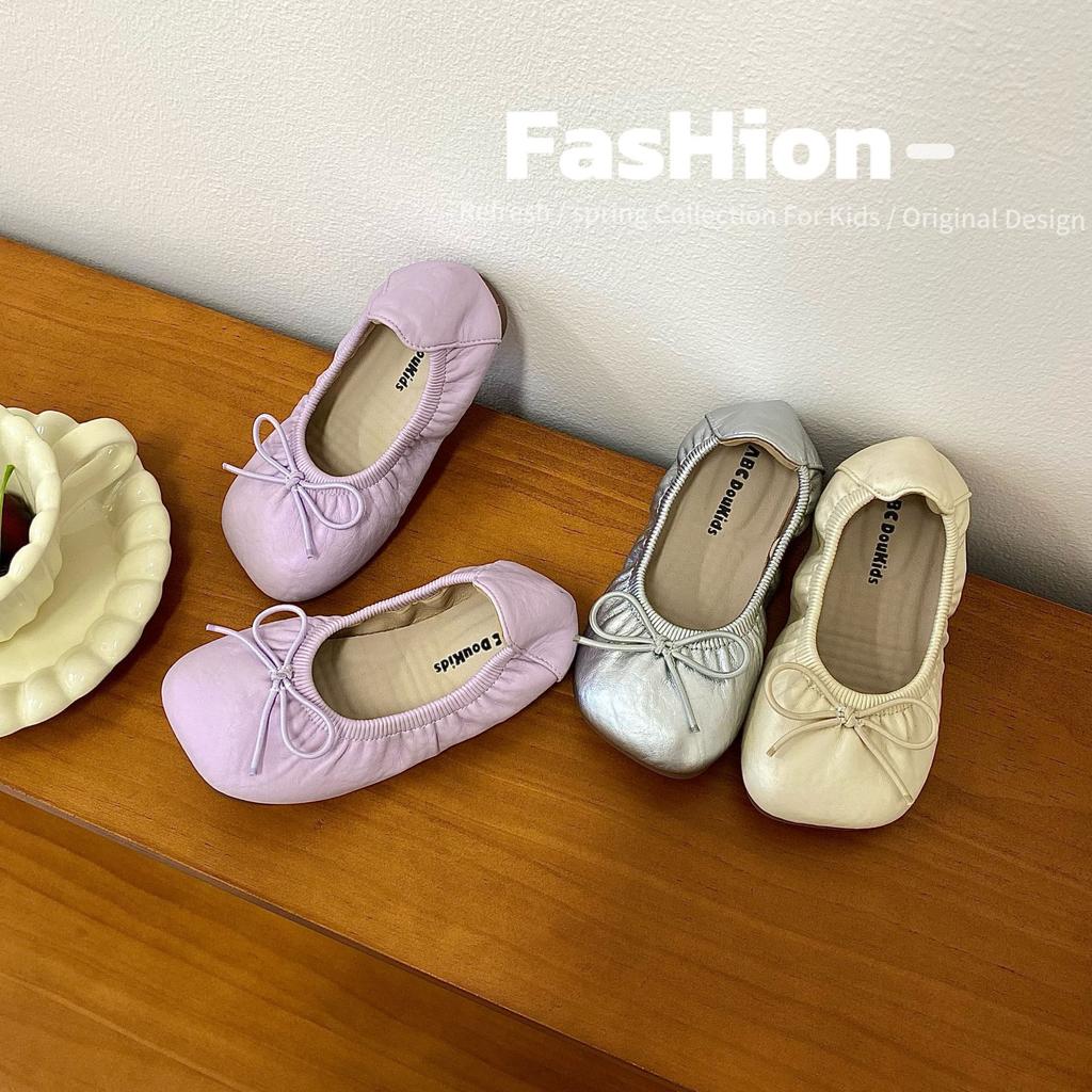 Детские туфли принцессы Весенние детские танцевальные туфли на одном каблуке Детские балетки с мягкой подошвой Маленькие кожаные туфли