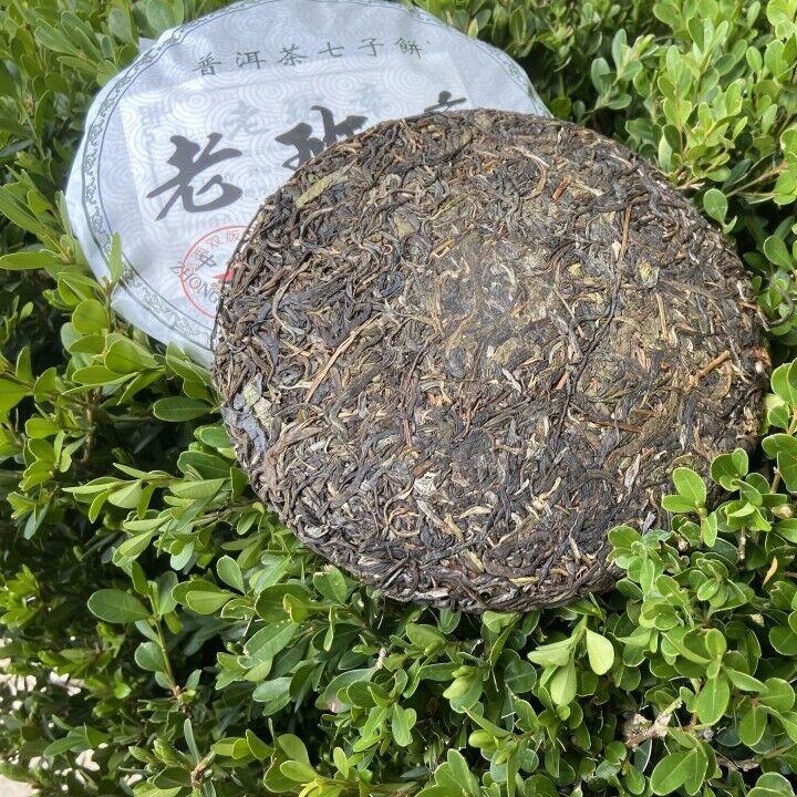 High - Grade 357g Old Banzhang Raw Tea Qizi Cake - Sourced Directly from Yunnan