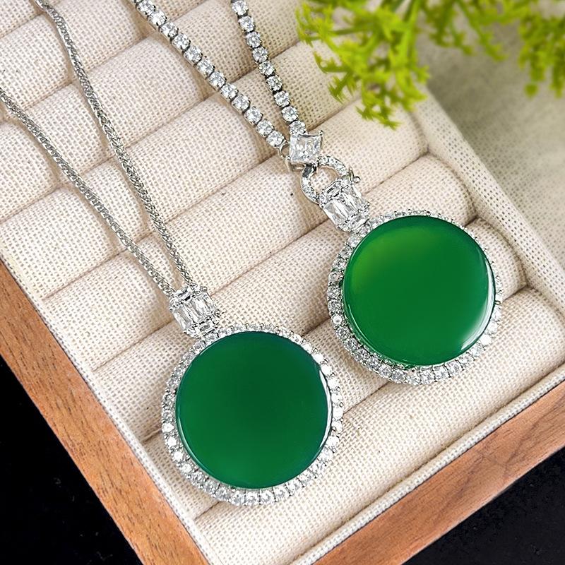 Осенне-зимние украшения безопасный бренд кулон халцедоновый кулон подарок на день рождения основной камень 25 * 25