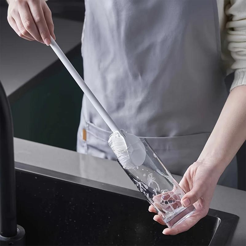 Multi Purpose Long Handle Design Reusable for Bottles and Cups Foldable 360 Degree Comprehensive Cleaning Silicone Brush With