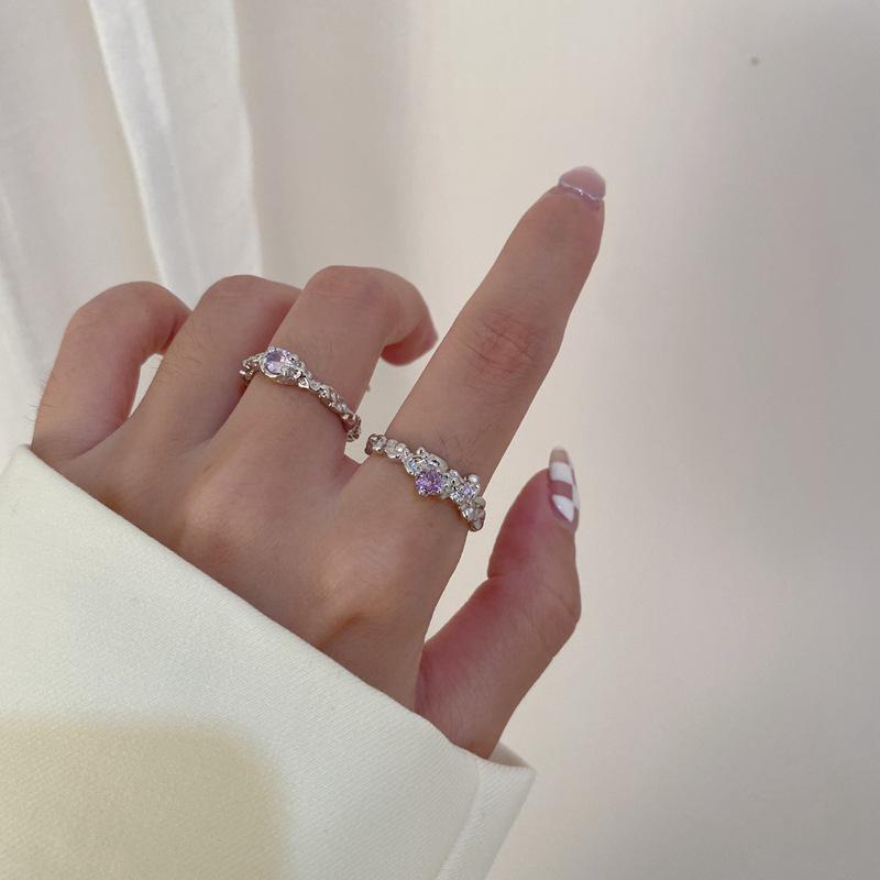 Кольцо с нерегулярным ретро-цирконом и аметистом, регулируемое