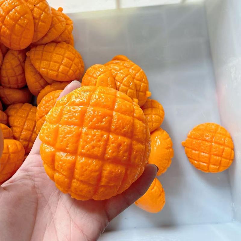 1Pcs Moldable Bounce Squeeze Ball Food-Shaped Stress Ball Pineapple Bun Toy Asmr Sensory Anti Stress Fidget Toys