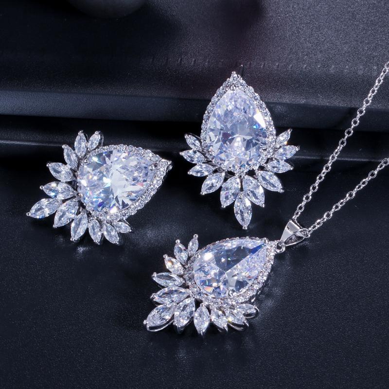 WWJ Dazzling Cubic Zirconia Marquise Cut Pendant Necklace and Drop Earrings Set