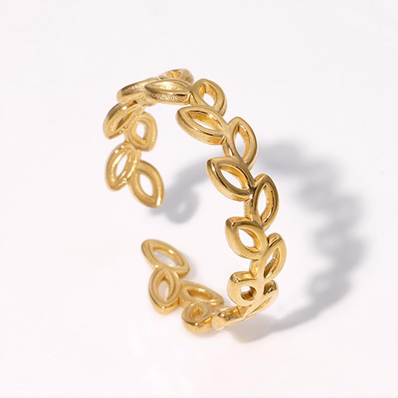 Открытое кольцо из нержавеющей стали с покрытием из 18-каратного золота: Простой, универсальный, нишевый дизайн, стойкий к выцветанию титановый стальной корпус.