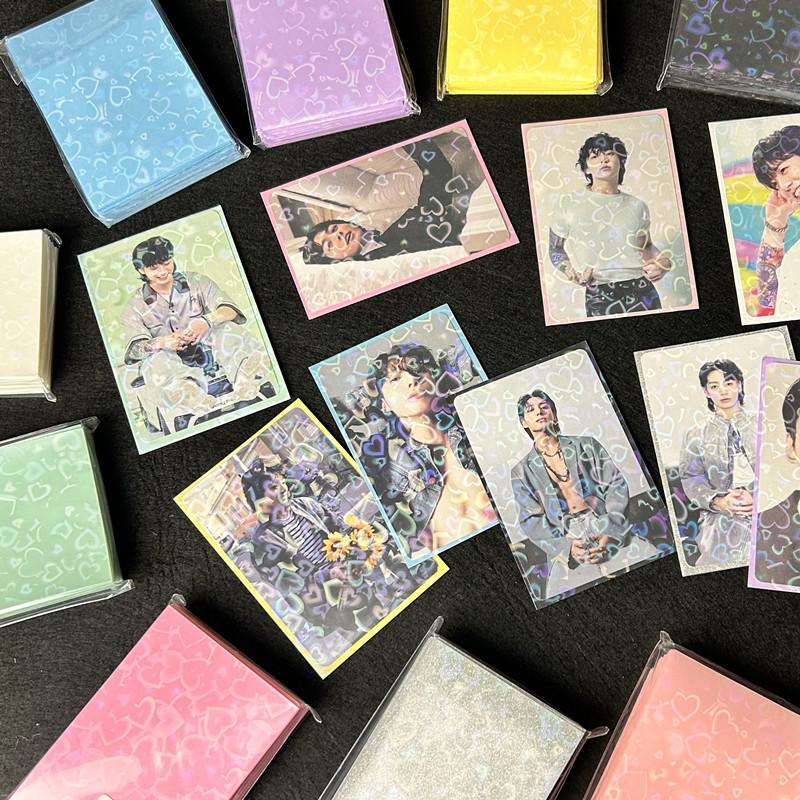 50 шт./лот 61*91 мм сердце любовь лазерная мигающая карта рукава протектор для держателя фотокарт голографическая фольга защитная пленка