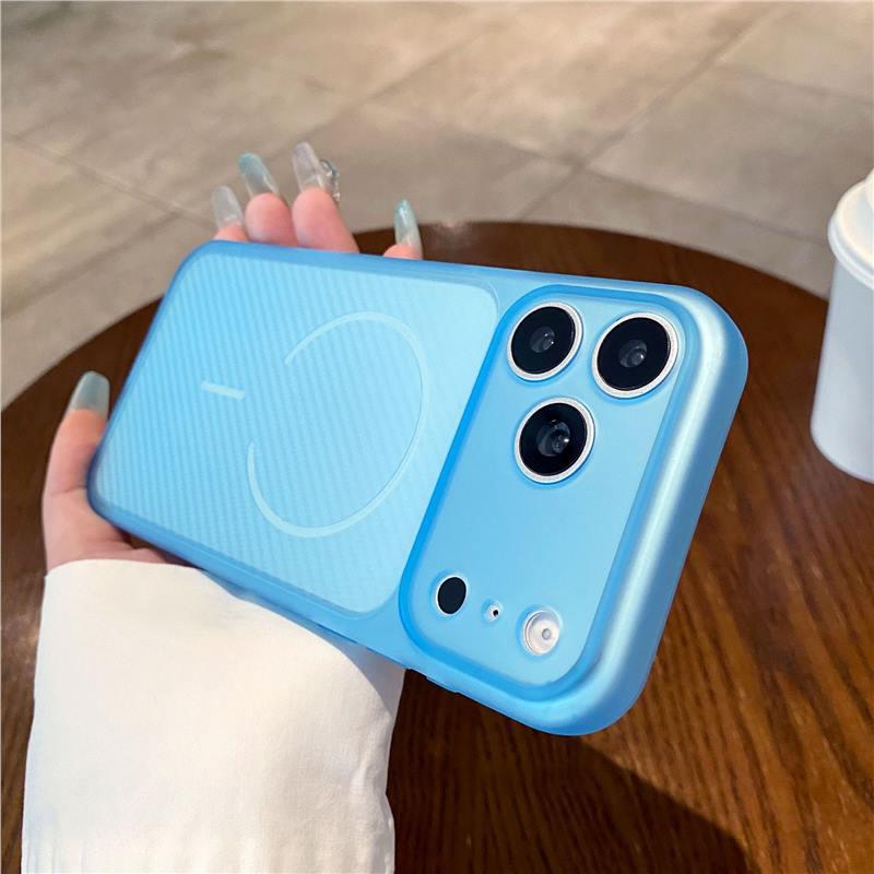 Ультратонкий чехол с магнитной адсорбцией для iPhone 17 Pro Max, матовый, с диагональными полосками, противоударный защитный чехол.