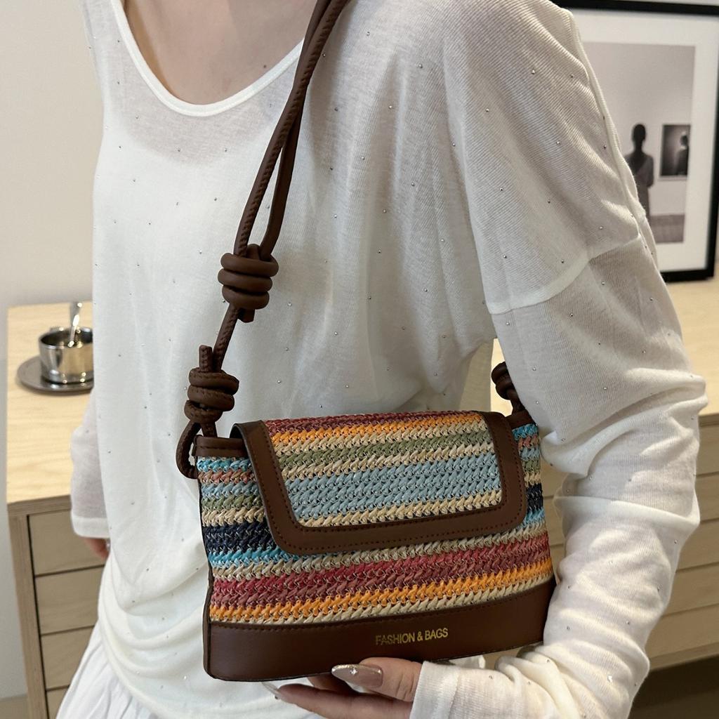 Summer Versatile Internet Celebrity Beach Bag 2025 New Niche Woven Bag Fashion Shoulder Bag Trend Contrasting Color Small Bag