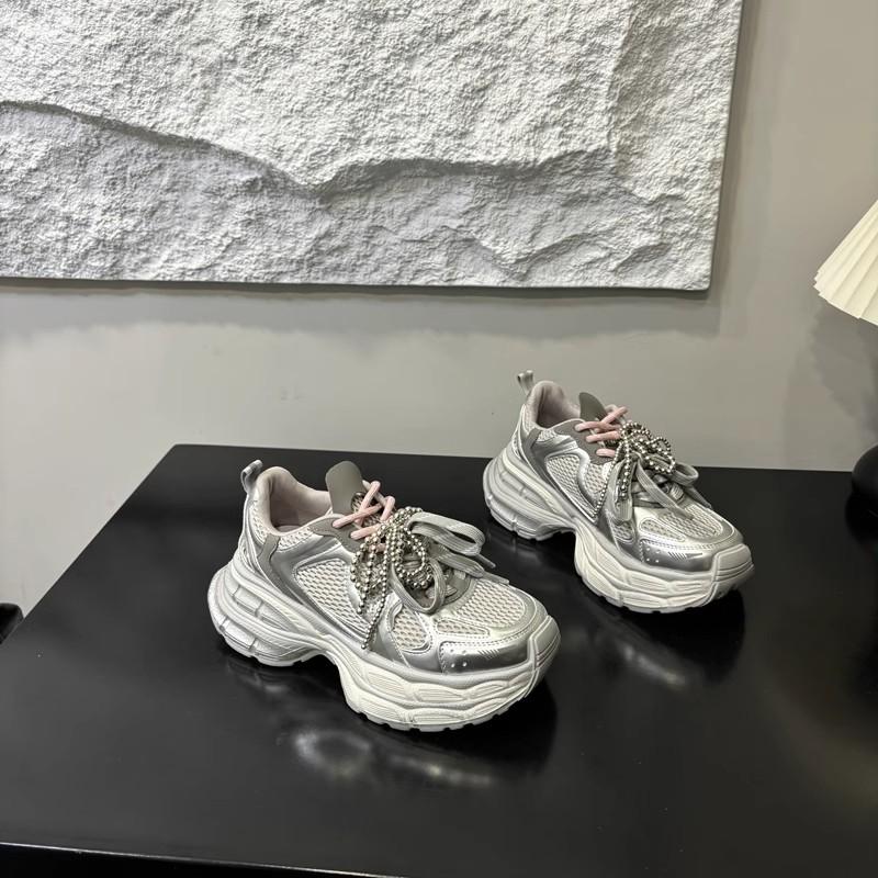 Парижская мода папы обувь женская 2025 новая толстая подошва усиленная дышащая сетка универсальная стопа маленькая повседневная спортивная обувь