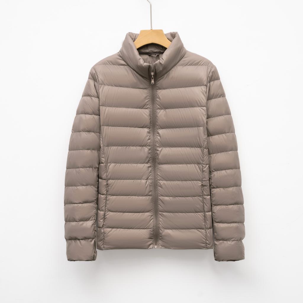 Осенне-зимняя легкая и тонкая портативная пуховая куртка женская с воротником-стойкой повседневная однотонная простая тонкая легкая куртка зимняя одежда