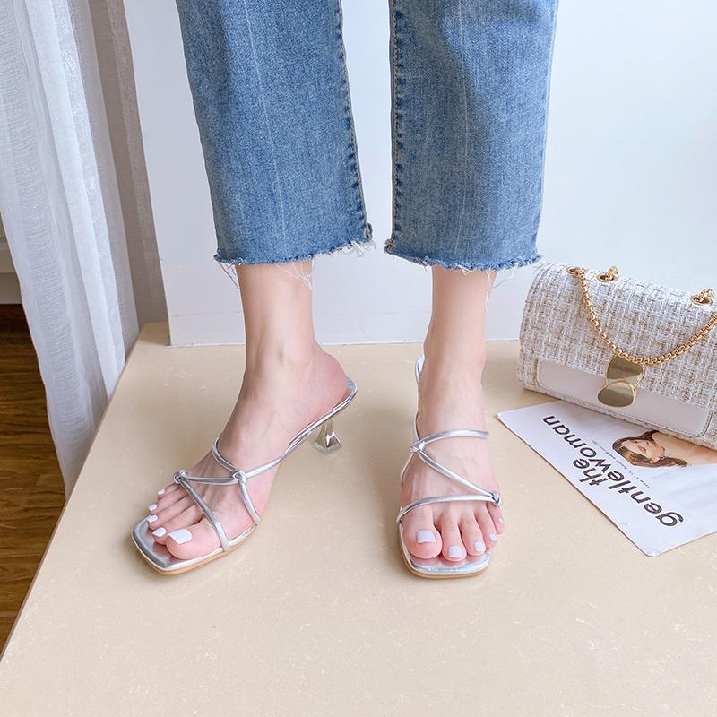 Fashion Eilyken 2024 New Summer Gold Slipper Low Heel Slides Female Peep Toe Square Heel Sandal Vacation Women Flip Flops Mujer Shoes