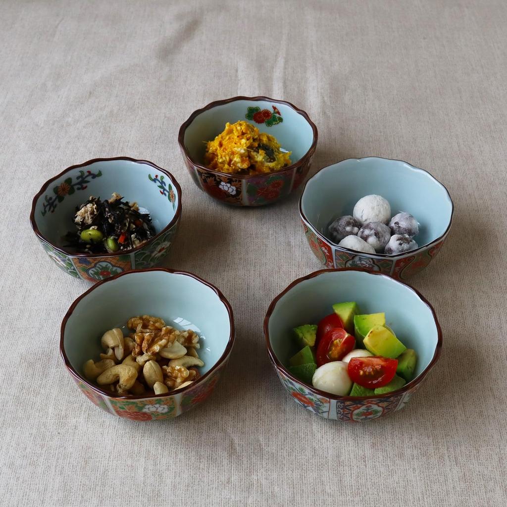 Юки Роман Маленькие тарелки (5 кусков), Пестрый дизайн, стиль старого Имари, Великолепный и Роскошный [Изделие Арита, Сделано в Японии]