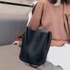 Women PU Leather Handbags Black Bucket Shoulder Bags Ladies CrossBody Bags Large Capacity Ladies Shopping Bag Bolsa Vintage Soft