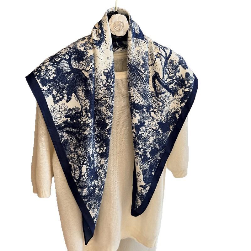 Retro Navy Blue Triangular Scarf Women'S Spring And Summer Thin Breathable And Versatile Atmosphere Decorative Headscarf Multi-Purpose Silk Scarf
