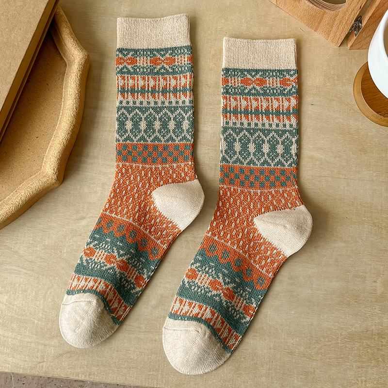 Winter Fashion Special Ethnic Style Thick Woolen Socks Retro Thickened Warm Rabbit Wool Socks for Women Polka Dot Ethnic Style Cashmere Socks