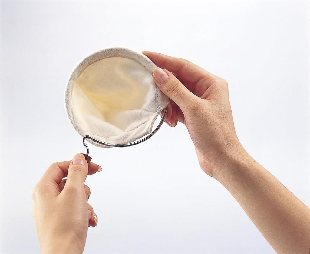 Hario Nell Drip Pot Wood Neck for 1-2 Cups DPW-1