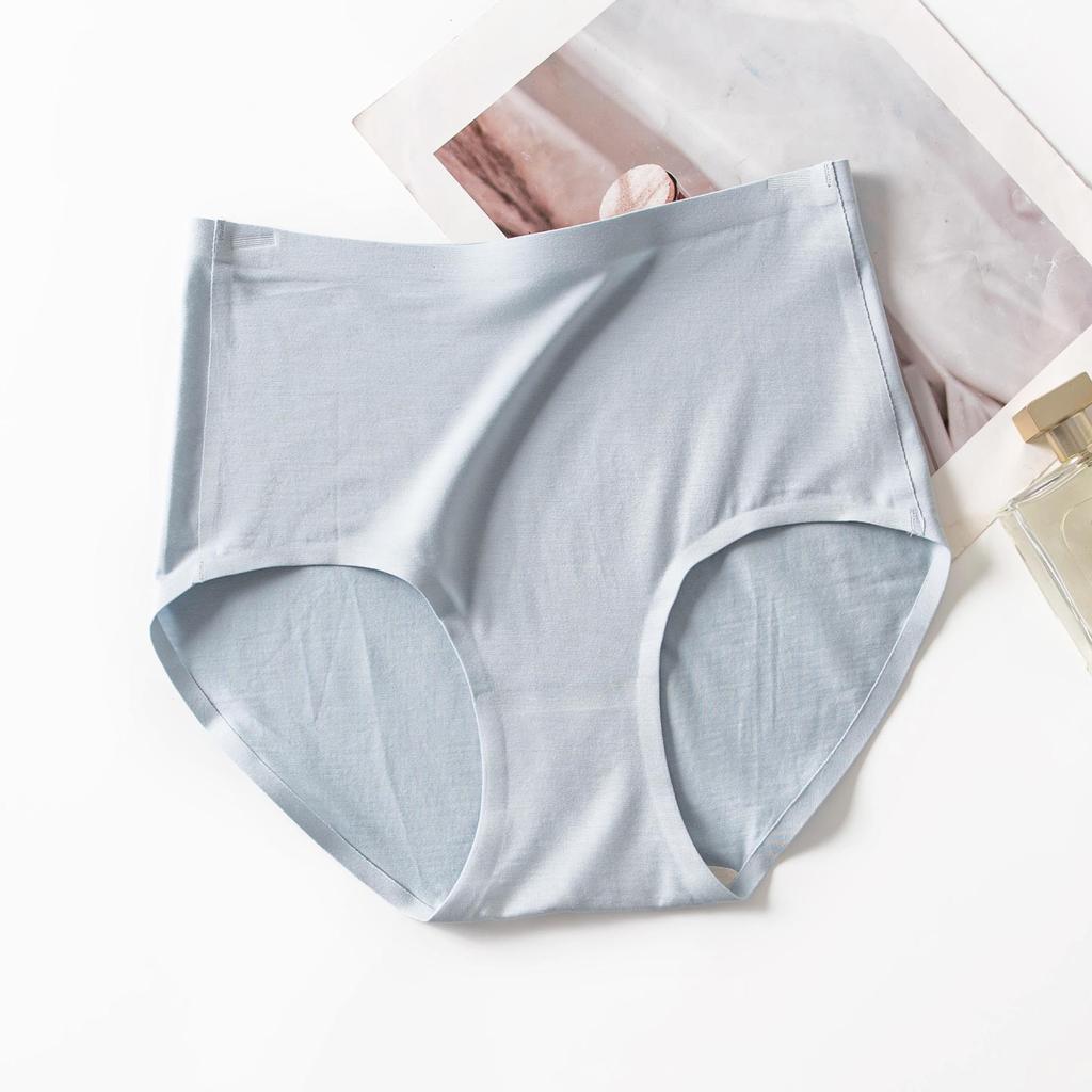 2025 Women's High-Waisted Seamless Breathable Mulberry Silk Knit Briefs