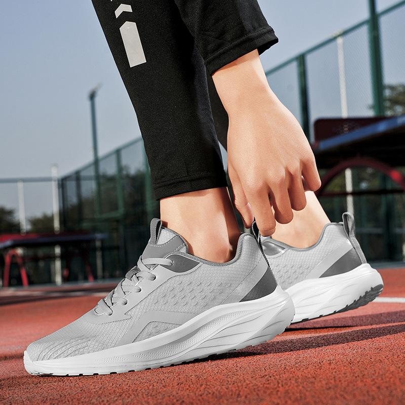 Men's shoes 2025 summer new breathable mesh sports shoes youth outdoor casual fashion running shoes