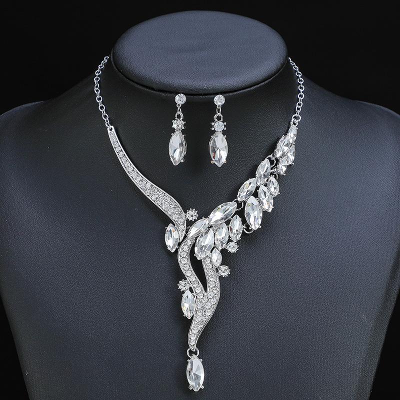 Necklace Earrings Two-Piece Bridal Wedding Accessories Vintage Haute Design Jewelry
