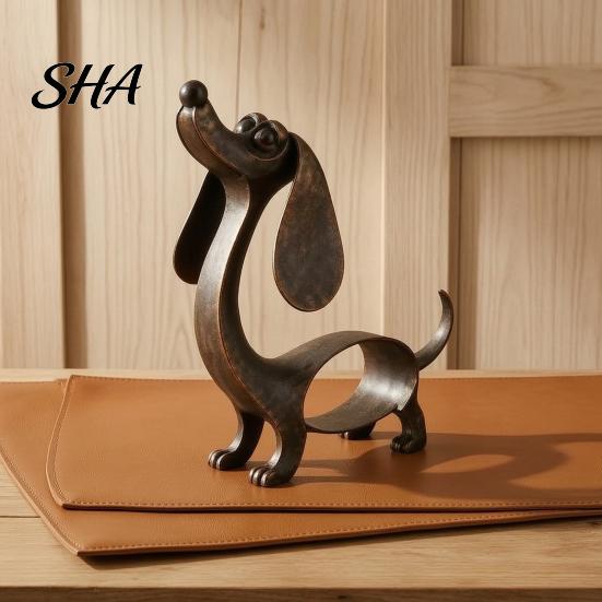 Modern Iron Decor Vintage Dachshund Figurine, Cute Puppy Sculpture, Artistic Outdoor Animal Lawn Ornament Dog Statue for Garden Indoor Table