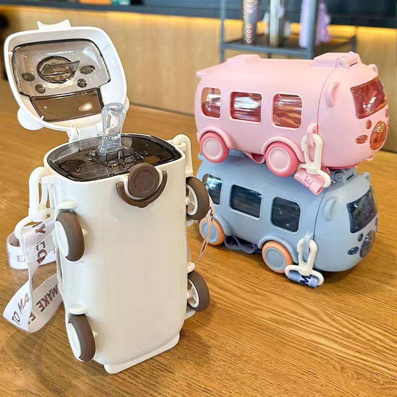 Baby Bus Student Water Cup Large Capacity with Straw Children's Water Cup High Appearance Level Portable Outdoor Plastic Cup