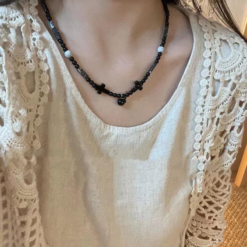 New Chinese Style Beaded Butterfly Necklace with a New High-end Design Niche Sweater Chain, Women's Summer Collarbone Chain