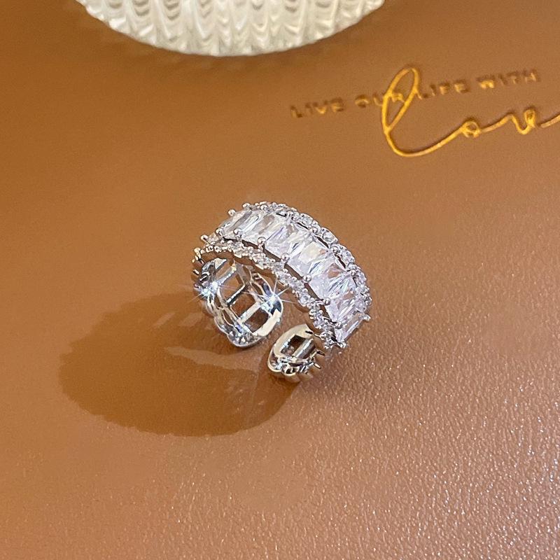 Открытое кольцо-бантик из гальванизированного золота с цирконием - корейский дизайн, роскошные ювелирные изделия