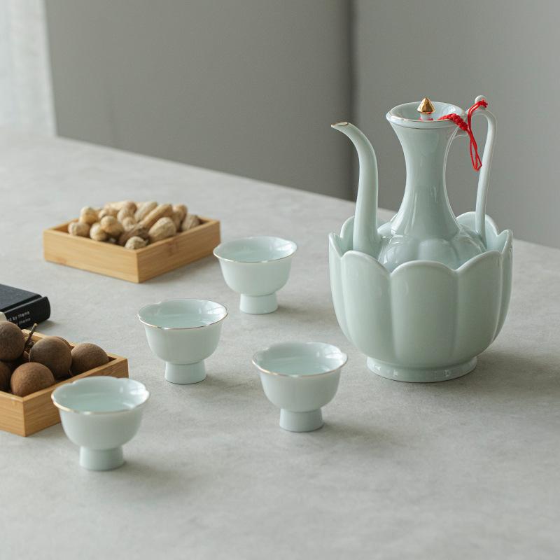 Vintage Chinese Wine Warmer Ceramic Wine Set for Home Liquor Serving
