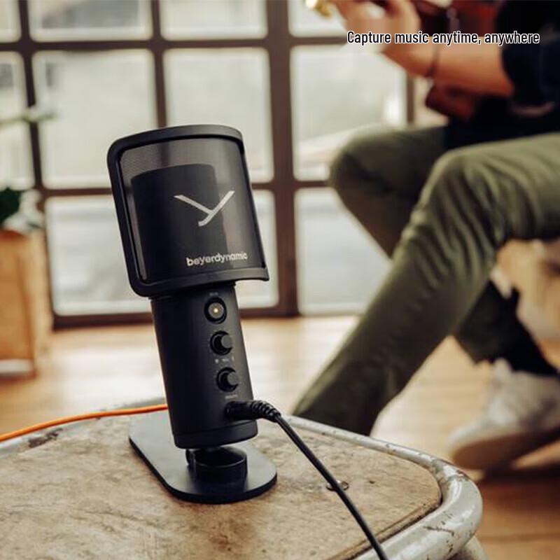 Проводные полноразмерные наушники Beyerdynamic DT270 PRO
