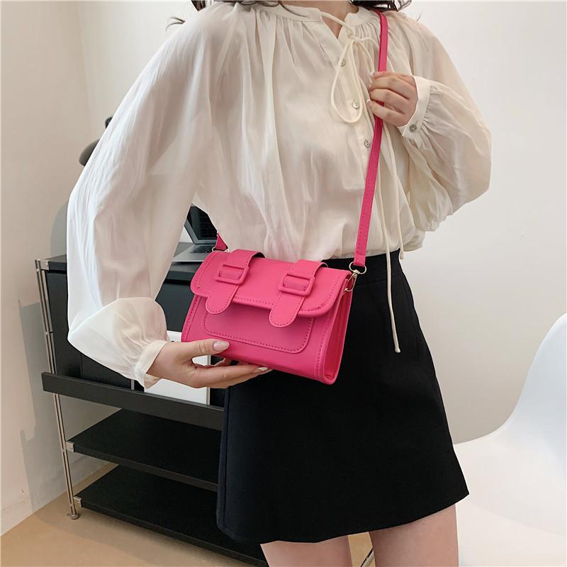 Trendy Street Style Pu Shoulder Bag For Women Fashionable Retro Small Square Bag 2023 Summer Edition