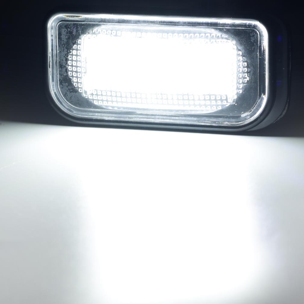 2 шт./компл. светодиодная лампа номерного знака без ошибок Canbus для Benz Mercedes C-Classe W203 4 двери 2001-2007 автомобильный Стайлинг 18SMD светодиодная лампа для автомобильного номерного знака