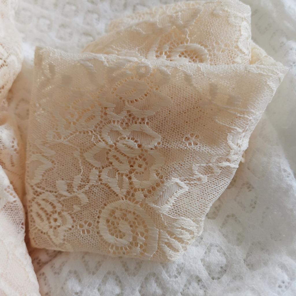 Lace Flower Arm Covers Sun Protective Arm Sleeves Women Fashion Arm Protectors for Driving Cycling and Outdoor Activity