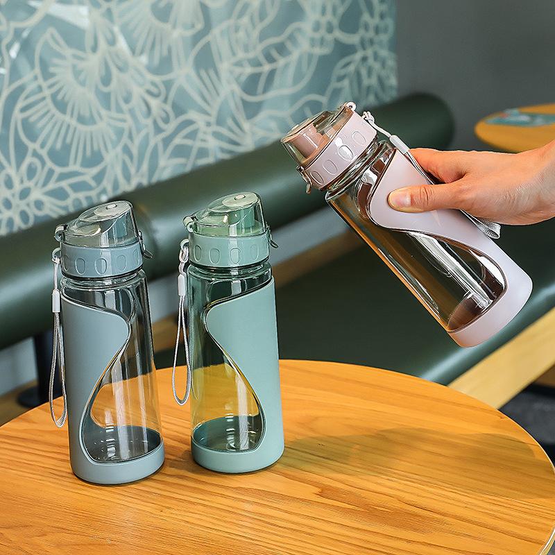 Летний портативный пластиковый стакан, мужской и женский ручной студенческий стакан, термостойкий и герметичный стакан для питья, повседневный стакан