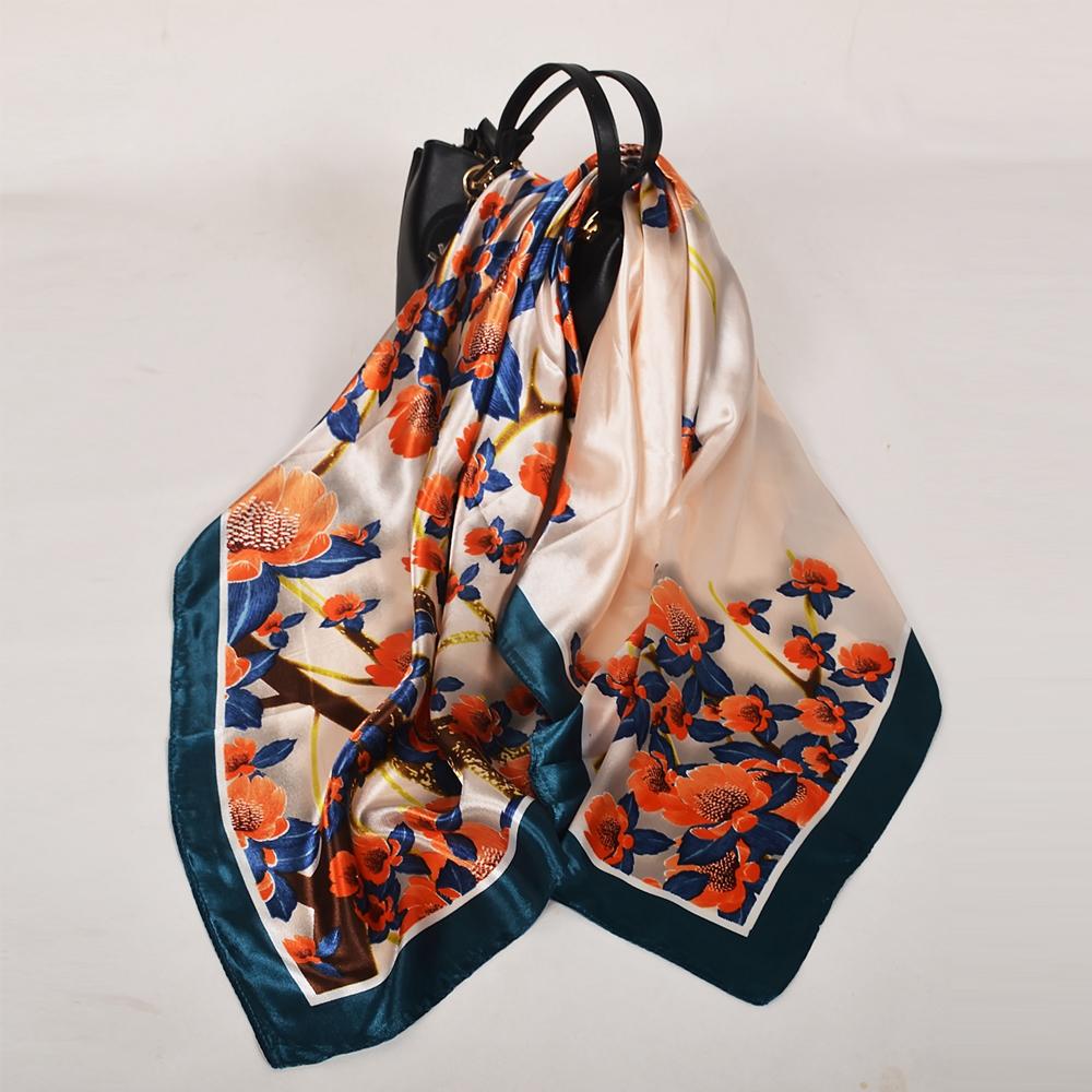 Модный бренд Женский бежевый полиэстеровый шелковый шарф шаль Новый стиль Большой квадратный Дамские атласные шарфы Хиджабы Принтованные шелковые палантины 90*90см