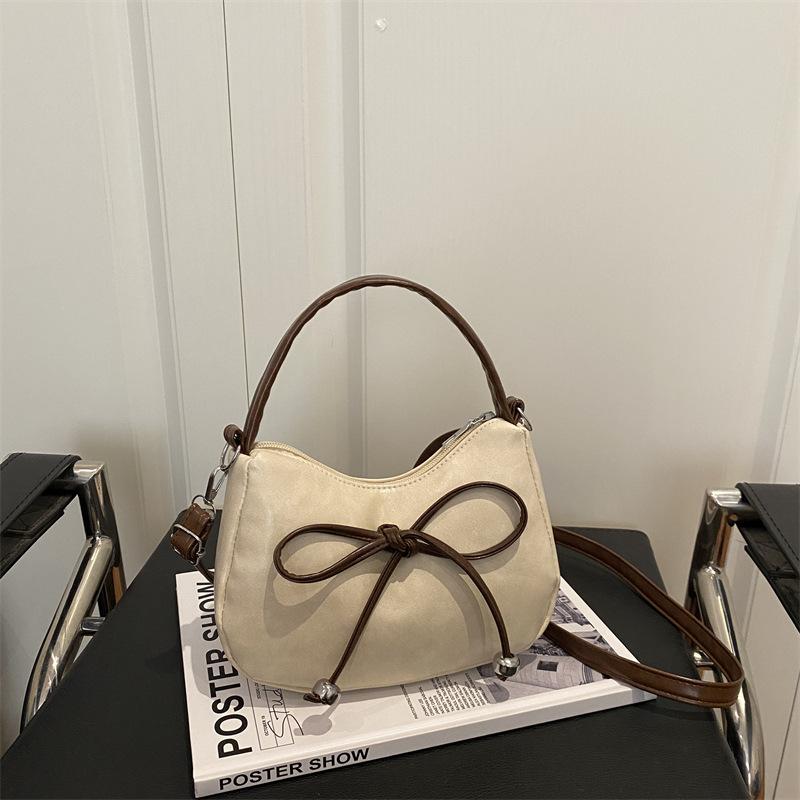 Unique Niche Design Bag Women's New Autumn Versatile Messenger Bag Exquisite Handbag Small Bag