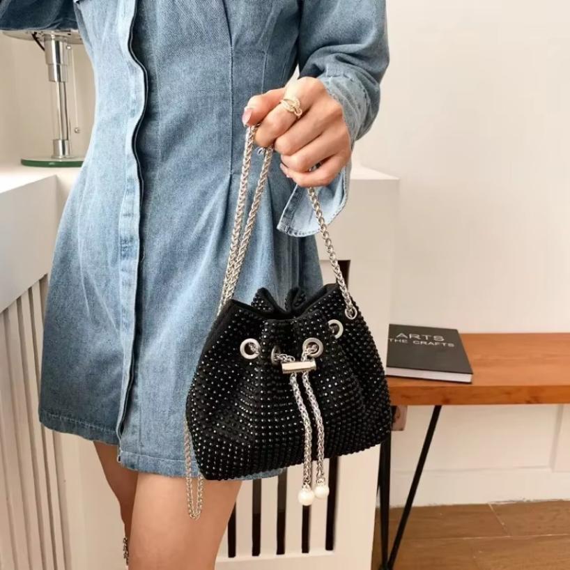 1 Pcs Shoulder Underarm Bag Korean Version Portable Women's Bag Trendy Sequin Decorated Bucket Bag Fashionable Single
